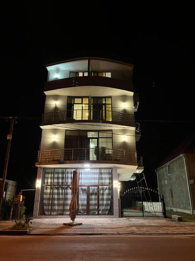 Tiktok House Hotel Kobuleti Ngoại thất bức ảnh